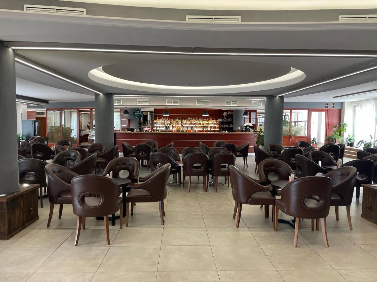 Hotel פרימבורק מראה חיצוני תמונה